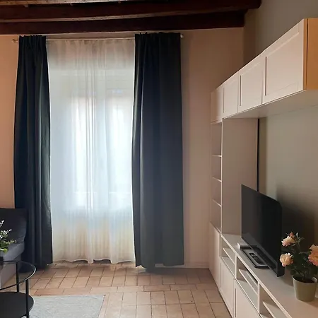 Navigli Darsena - Luxury With Balcony Apartment *