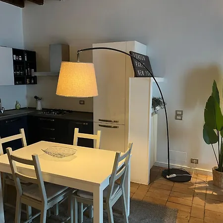 Navigli Darsena - Luxury With Balcony * Milan