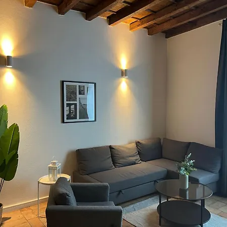 Navigli Darsena - Luxury With Balcony Apartment *
